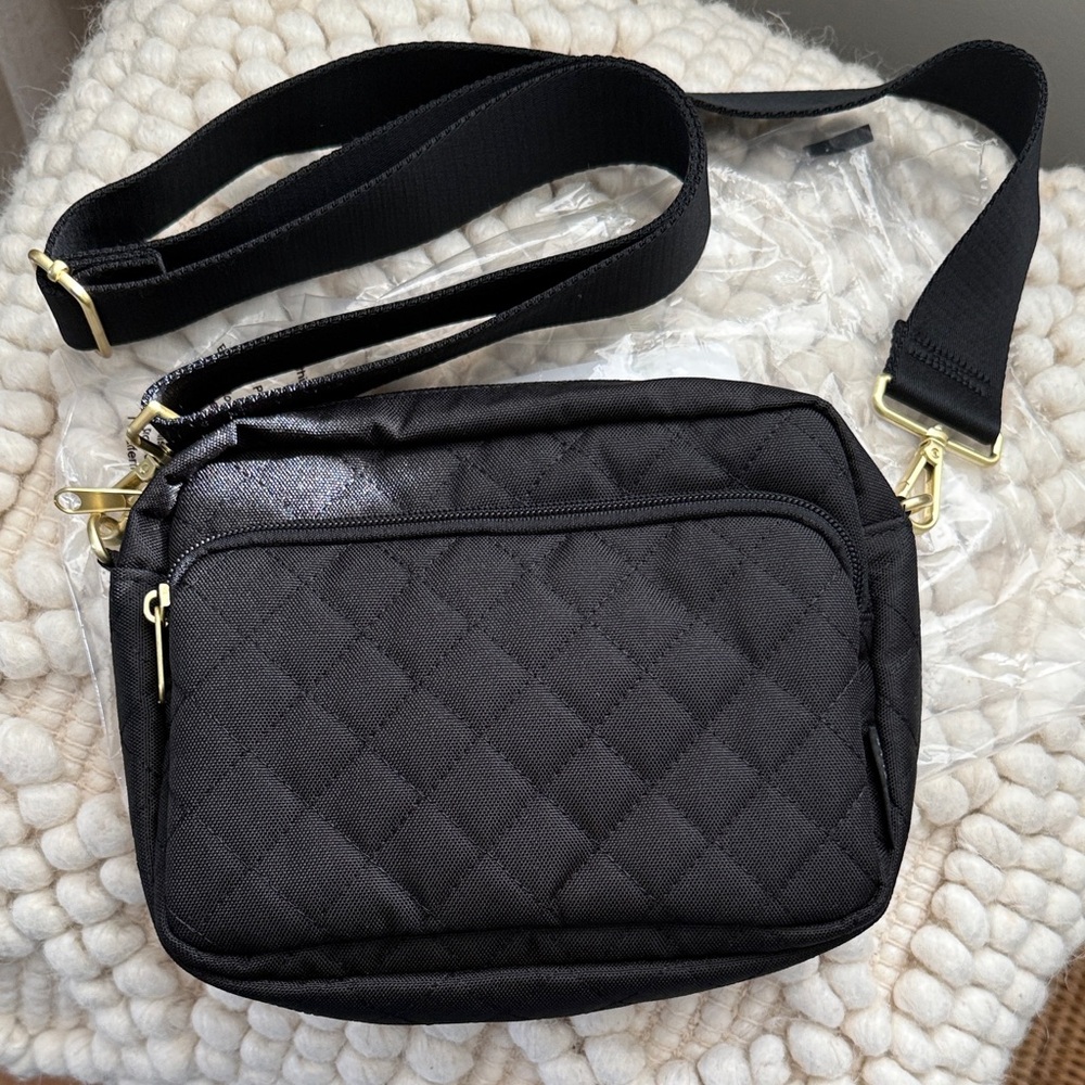 CANVELLE NWT Black Quilted Crossbody Bag, Medium size - NWT ships fast - Picture 6 of 11